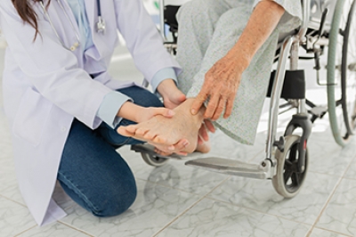 Essential Foot Care Tips for Seniors